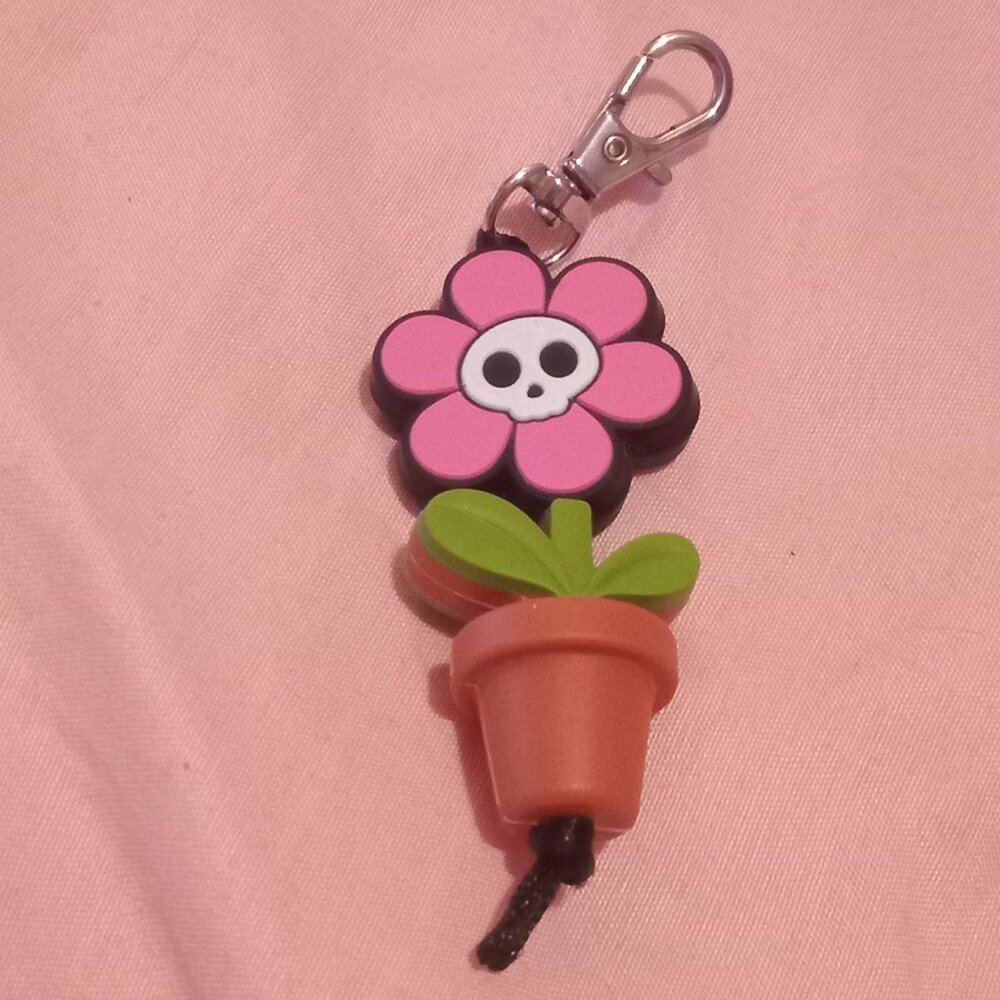 Flower Skull Keychain